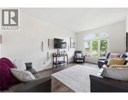 172 B KING Street E - 6