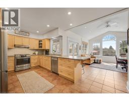739 COLBORNE Street - 14
