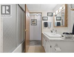 90 FAIRVIEW Crescent - 22