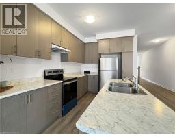 82 GLEDHILL Crescent - 9