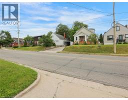 219 LANCASTER Street W - 3