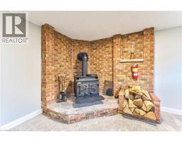 46 ELROY Road - 31