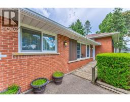 46 ELROY Road - 5