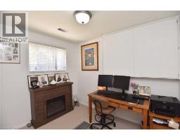 8 SHERIDAN Boulevard - 30