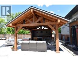8 SHERIDAN Boulevard - 42