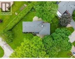 885 WINSTON Boulevard - 37