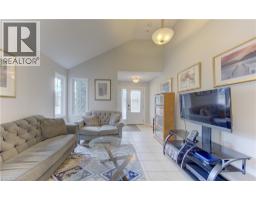 460 LANGLAW Drive - 5