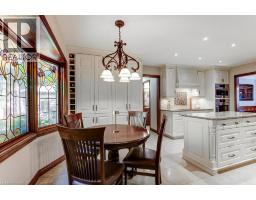 215 BRIAR HILL Crescent - 12