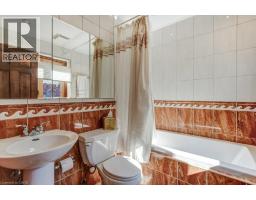 215 BRIAR HILL Crescent - 27