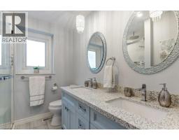 215 BRIAR HILL Crescent - 34