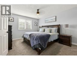 37 WALKER Court - 14