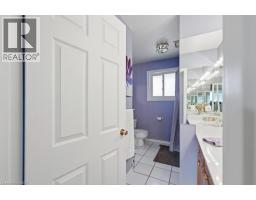 41 ORIOLE Crescent - 12