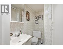 41 ORIOLE Crescent - 18