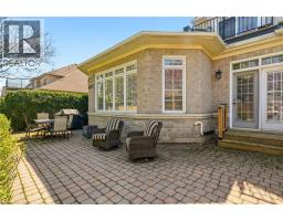 4172 STONEBRIDGE Crescent - 41