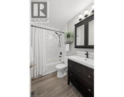 16 WHITE SANDS Court - 22