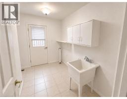 10 JEANETTE Avenue - 9