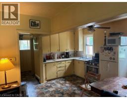 141 BELL Street - 5
