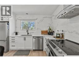 27 BOBOLINK Road - 11
