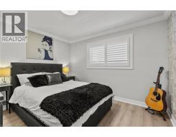 27 BOBOLINK Road - 22