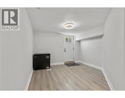 27 BOBOLINK Road - 36