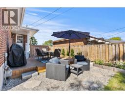 27 BOBOLINK Road - 40