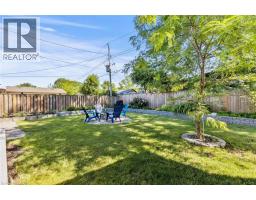 27 BOBOLINK Road - 45