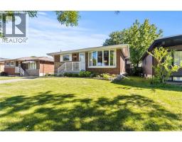 27 BOBOLINK Road - 6