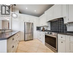 576 FALCONRIDGE Crescent - 11