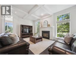 576 FALCONRIDGE Crescent - 16