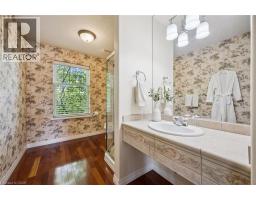 576 FALCONRIDGE Crescent - 31