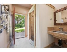 576 FALCONRIDGE Crescent - 39