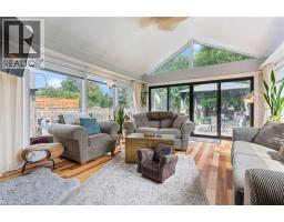 1015 QUEEN Street - 14