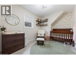 1015 QUEEN Street - 18