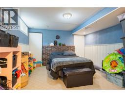 1015 QUEEN Street - 24