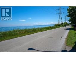 382 BEACH Boulevard - 45