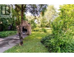 382 BEACH Boulevard - 8
