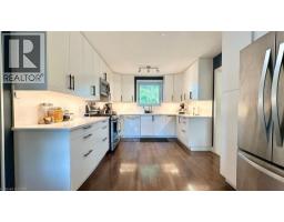 10 BALTIC Circle - 5