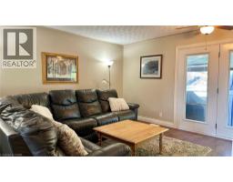 10 BALTIC Circle - 7