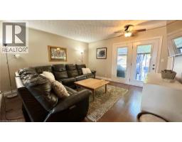 10 BALTIC Circle - 8