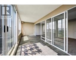 6 WILLOW Street UnitNo. 2203 - 29