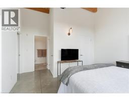 85 SPRUCE Street N UnitNo. 203 - 29