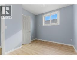 880 LAWRENCE Road - 23