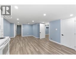 880 LAWRENCE Road - 36