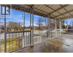 880 LAWRENCE Road - 6