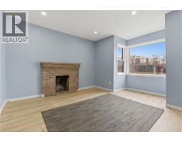 880 LAWRENCE Road - 8