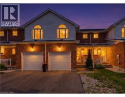 17 BRANDY Crescent - 1