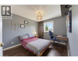 17 BRANDY Crescent - 16