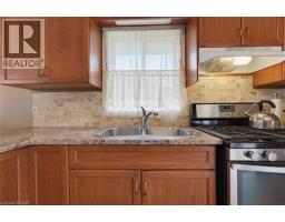 13 PINE RIDGE Crescent - 10