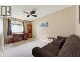 13 PINE RIDGE Crescent - 14