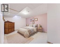 13 PINE RIDGE Crescent - 17